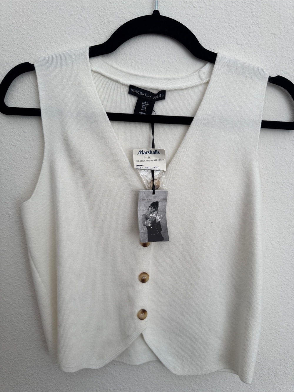 Sincerly Jules Cream Button-Front V-Neck Knit Tank